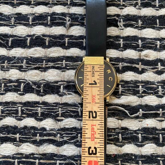 🌿Marc By Marc Jacob’s Women’s Analog Black Leather Strap Baker Watch - Picture 9 of 10